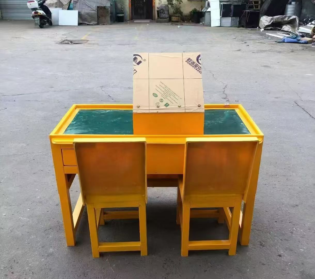 三水防静电导通桌井下煤矿火工品发放桌：危险品流转的安全守护者